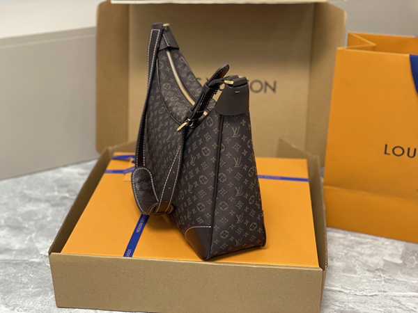 ルイヴィトンバッグ内部構造